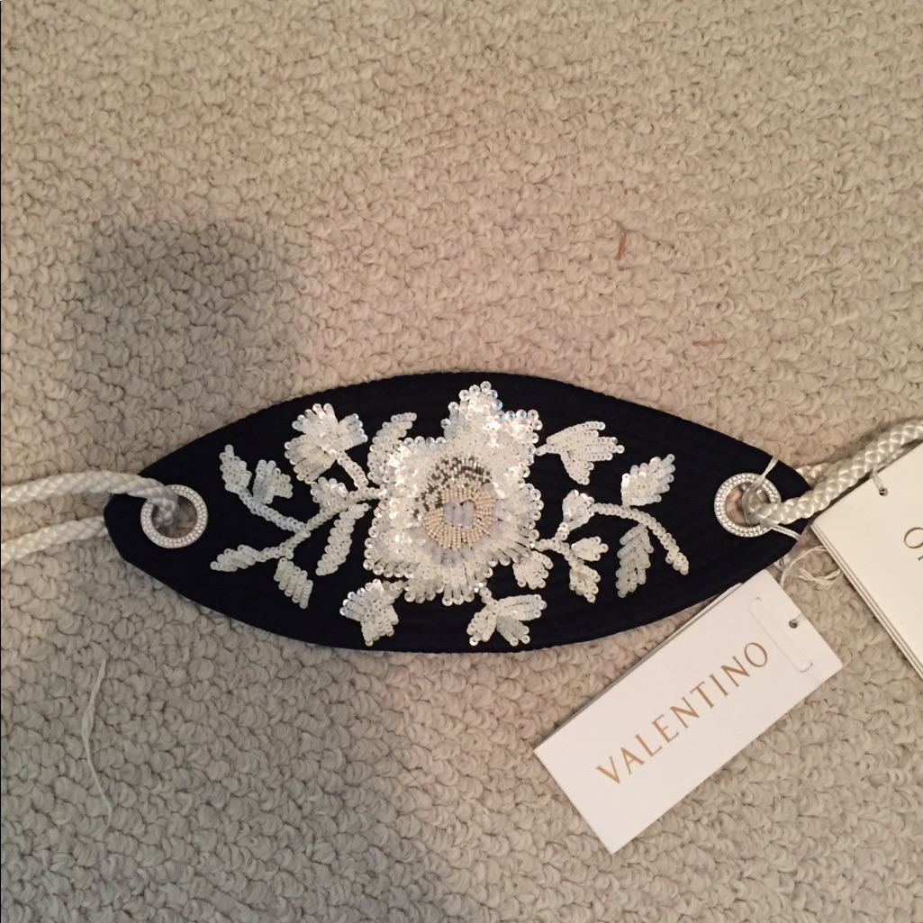 Nwt Valentino Belt Rare Hand Made 100 Silk